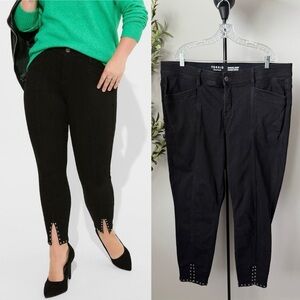 Torrid Bombshell Skinny Black Jeans Studded 22 Tall